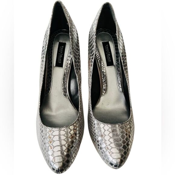 White House Black Market Rece Silver Metallic Snake Print Leather Pumps size 7.5 - Picture 3 of 7